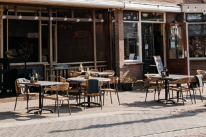 cafe-restaurant-met-terras-borculo-geesteren-baan-lekker-buiten-eten-in-de-achterhoek-gelderland
